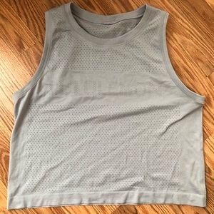 🔥SOLD🔥Lululemon Breeze By Muscle Crop Tank